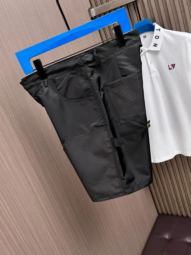 Louis Vuitton Short Pants Sophisticated 137361
