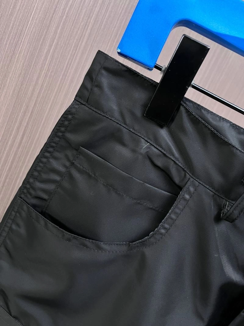 Louis Vuitton Short Pants Sophisticated 137361