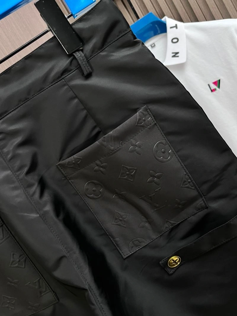 Louis Vuitton Short Pants Sophisticated 137361