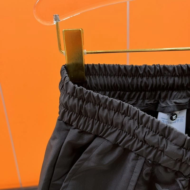 UrbanStyle Louis Vuitton Short Pants 137352