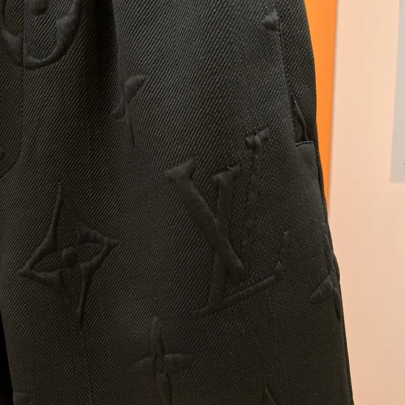 TimelessDesign Louis Vuitton Short Pants 137345