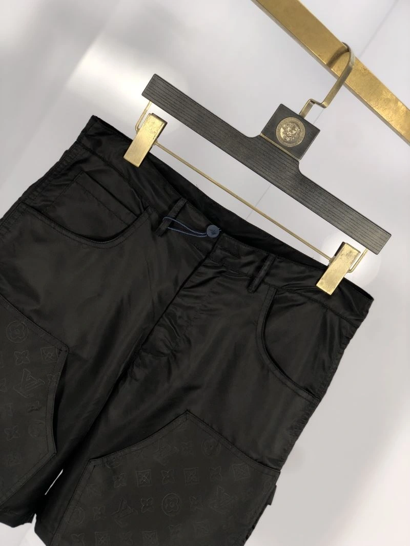 MultiPurpose Louis Vuitton Short Pants 137329