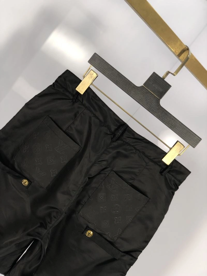 MultiPurpose Louis Vuitton Short Pants 137329