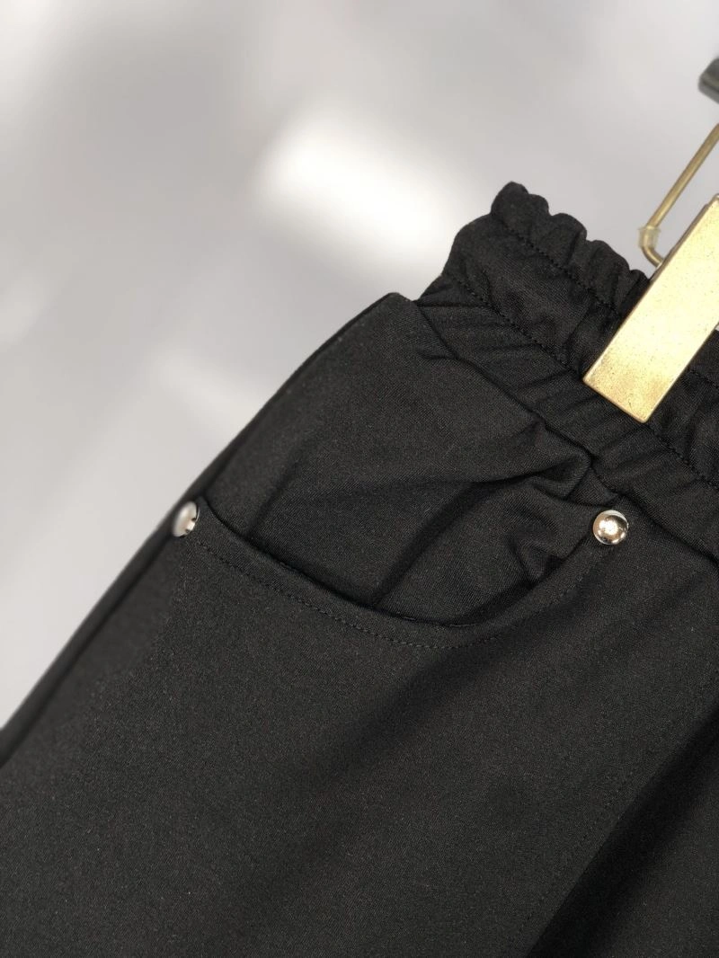 FreshLook Louis Vuitton Short Pants 137332
