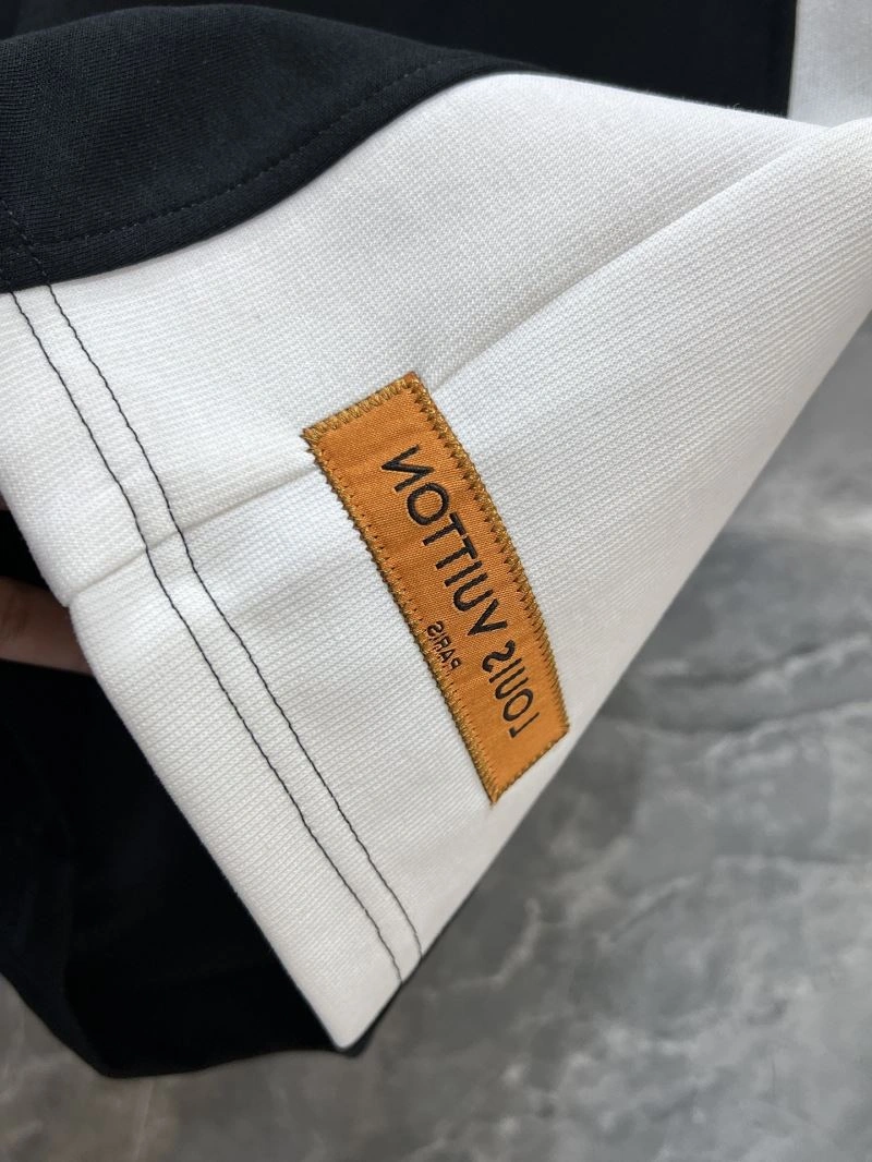 Casual Louis Vuitton Short Pants 136457