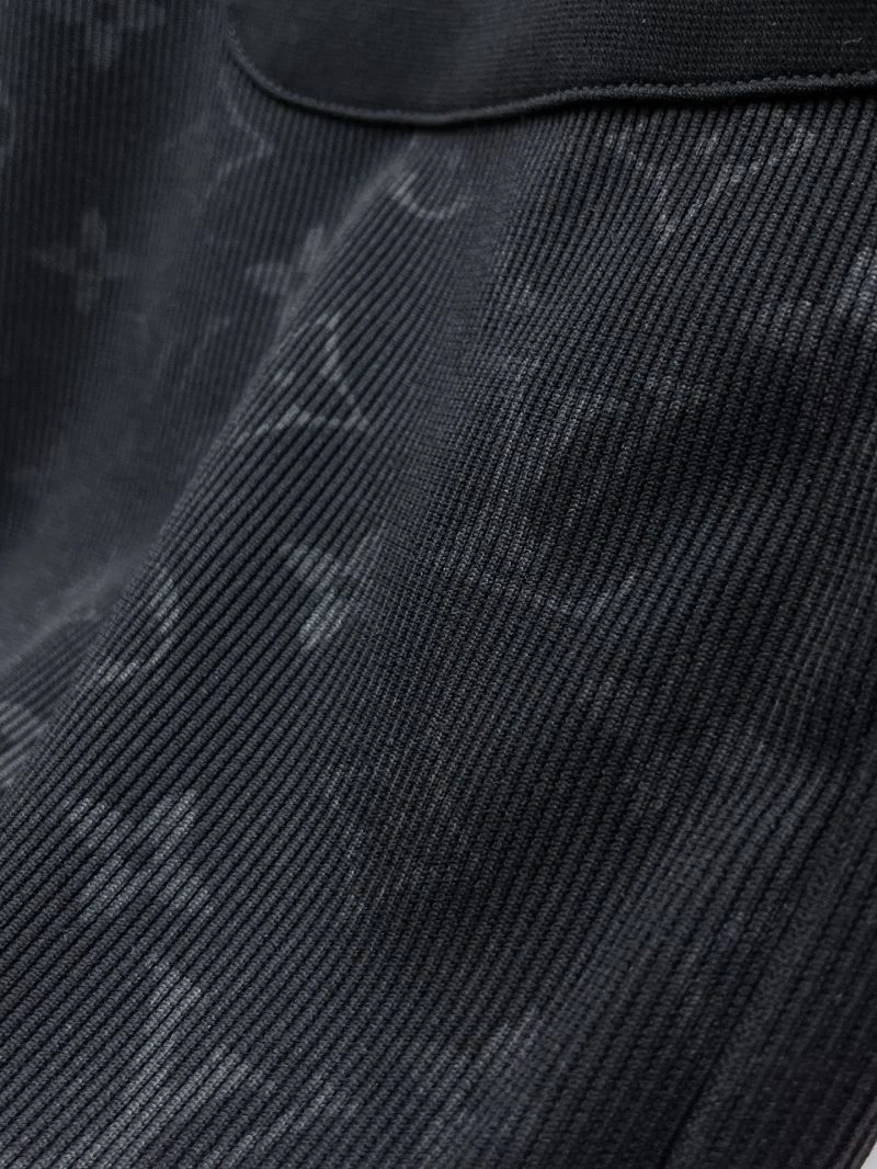 Louis Vuitton Short Pants WeatherProof 136451