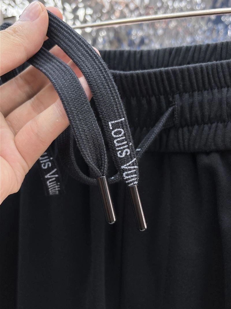 Popular Louis Vuitton Short Pants 136450
