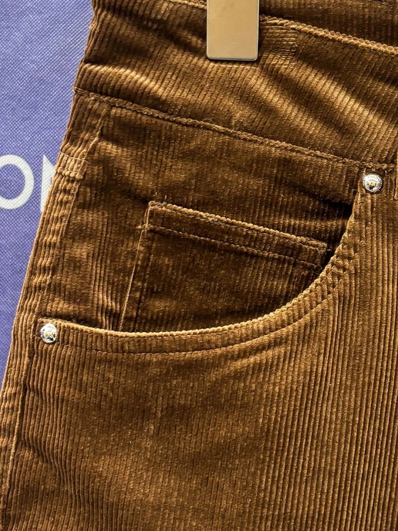 Louis Vuitton Short Pants WeatherProof 136448