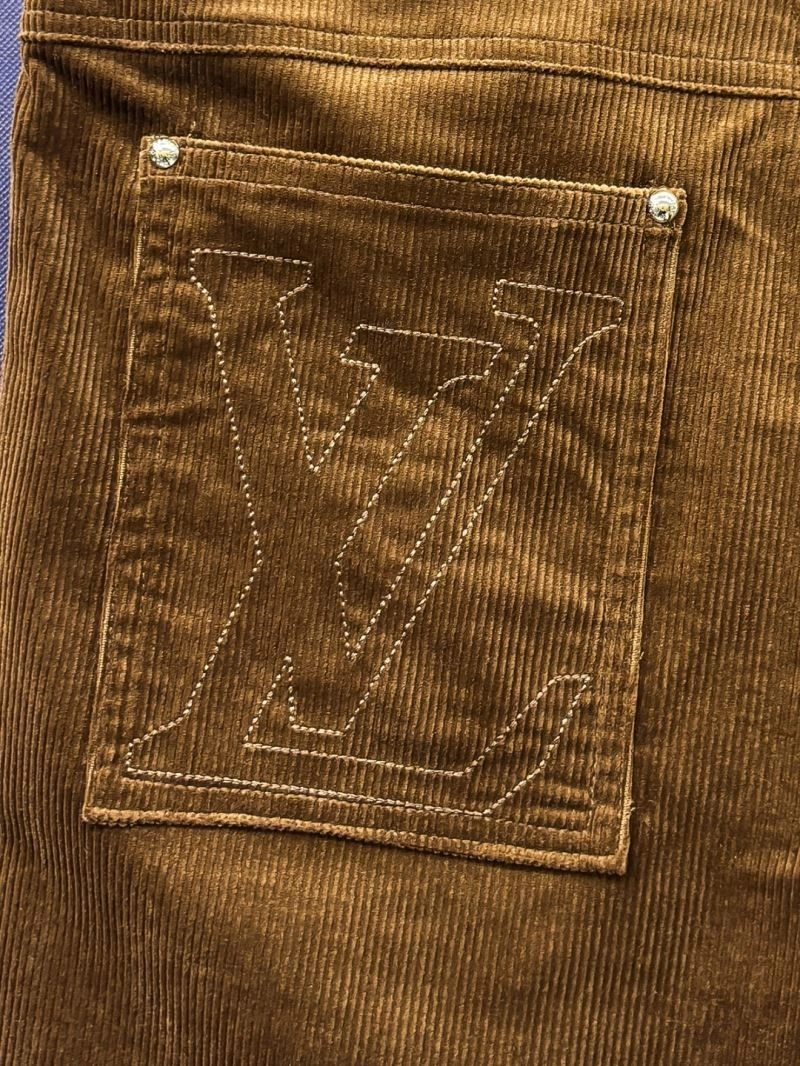 Louis Vuitton Short Pants WeatherProof 136448