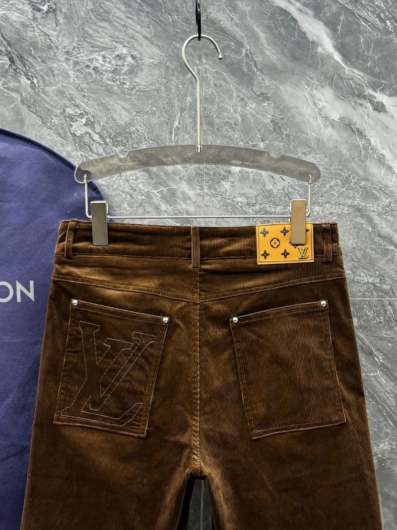 Louis Vuitton Short Pants WeatherProof 136448
