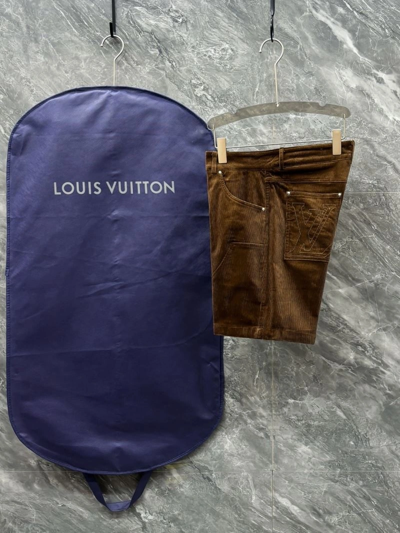 Louis Vuitton Short Pants WeatherProof 136448