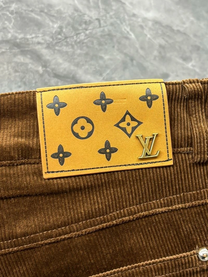Louis Vuitton Short Pants WeatherProof 136448