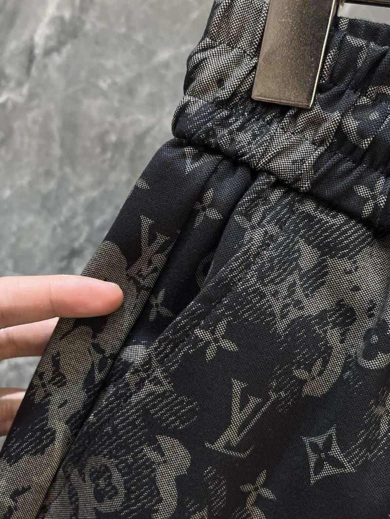 Louis Vuitton Short Pants Attractive 136436