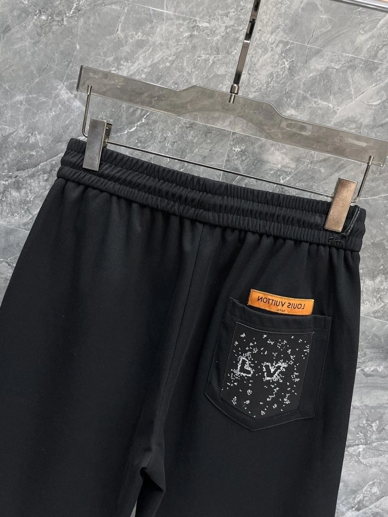 Resilient Louis Vuitton Short Pants 136439