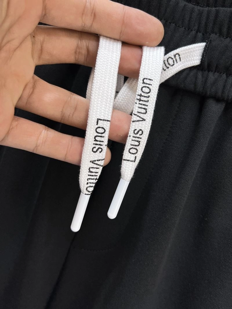 Louis Vuitton Short Pants Unique 136438