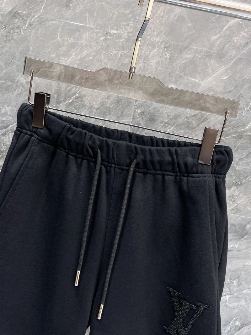 Modern Louis Vuitton Short Pants 136444