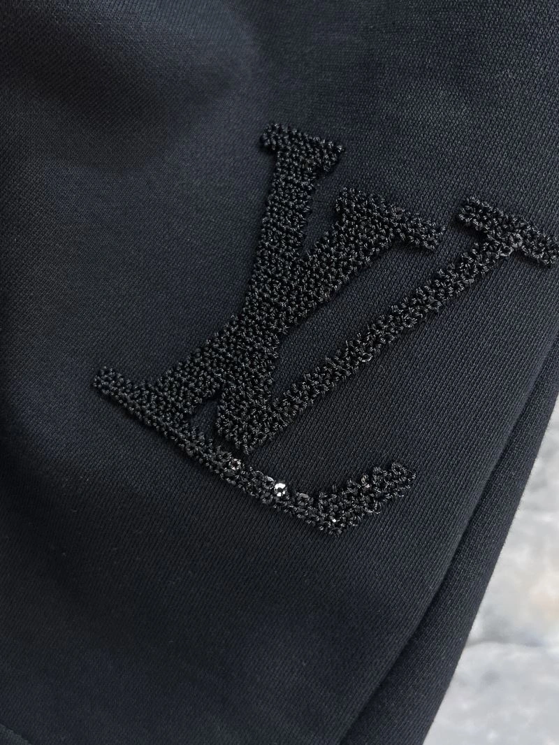 Modern Louis Vuitton Short Pants 136444