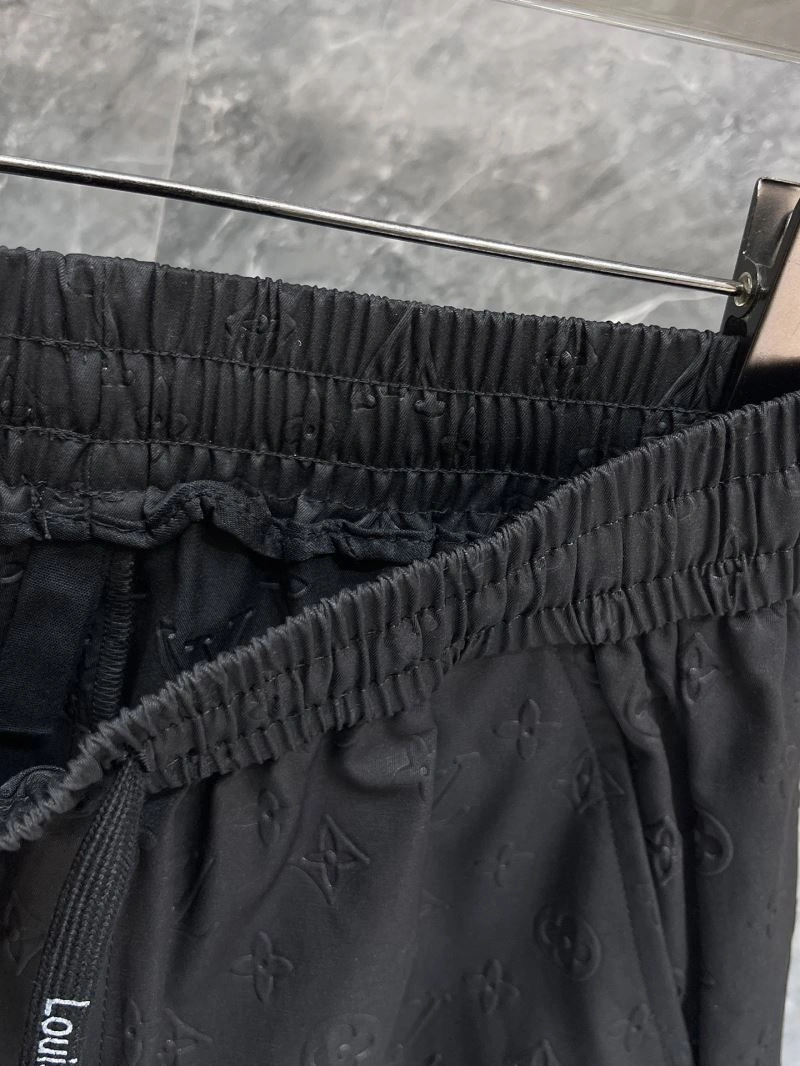 WrinkleFree Louis Vuitton Short Pants 136429