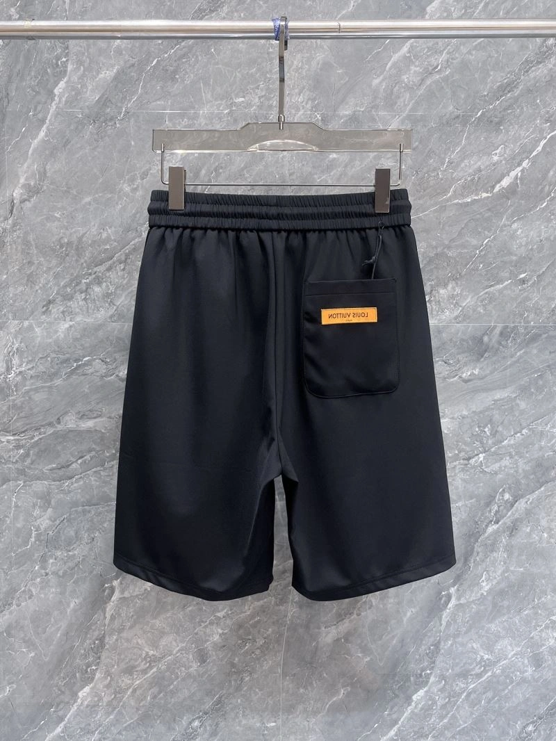 Stylish Louis Vuitton Short Pants 136437