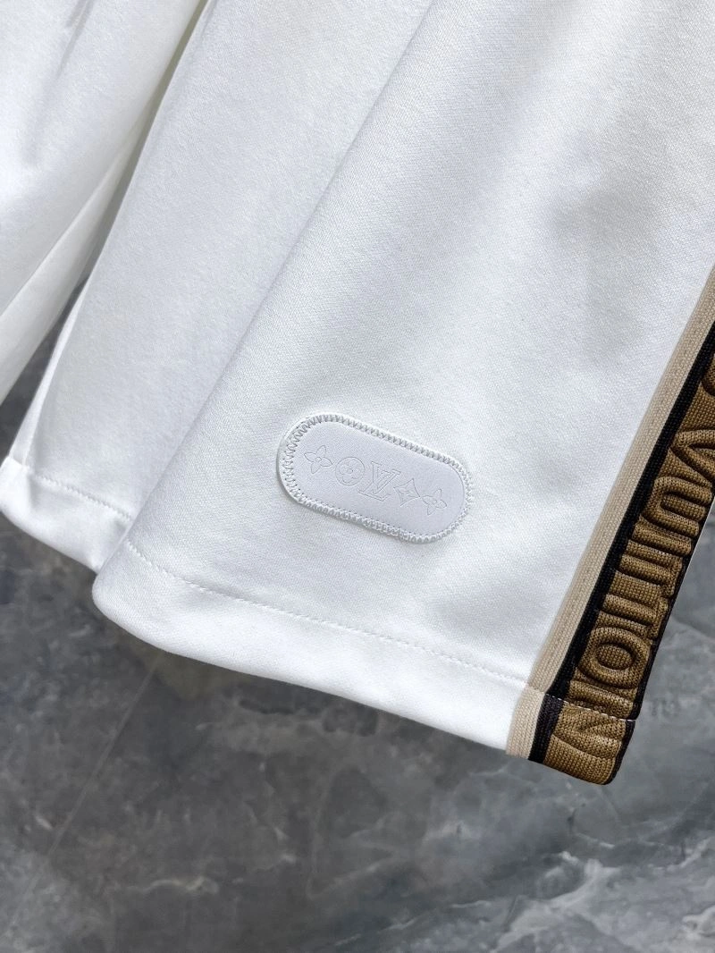 Sporty Louis Vuitton Short Pants 136418
