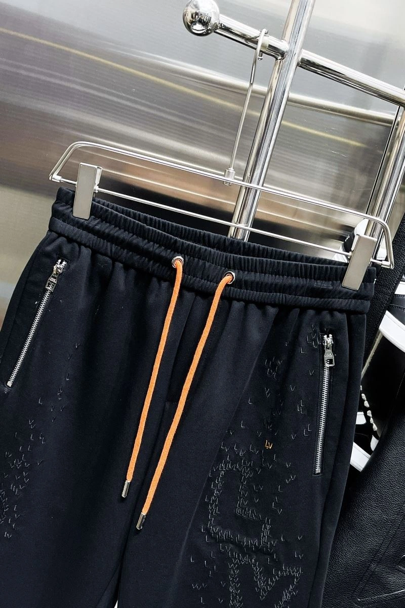 TimelessDesign Louis Vuitton Short Pants 136443