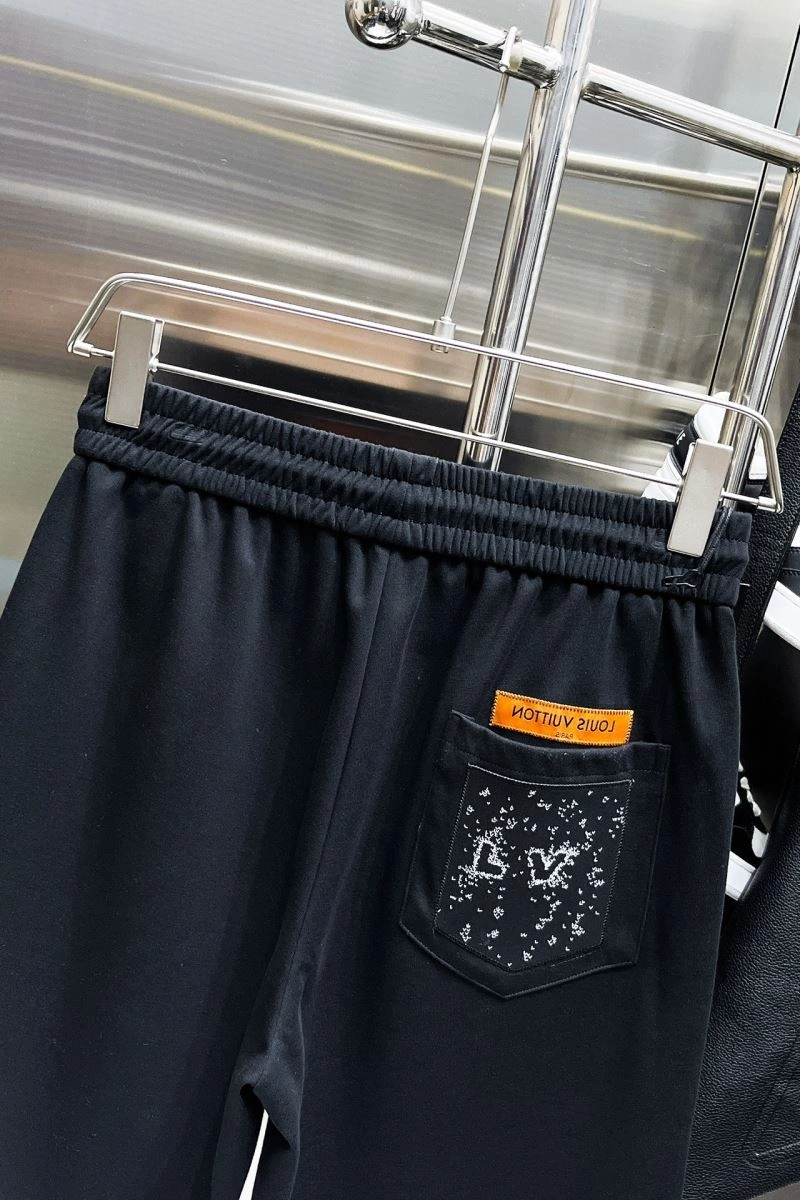 TimelessDesign Louis Vuitton Short Pants 136443
