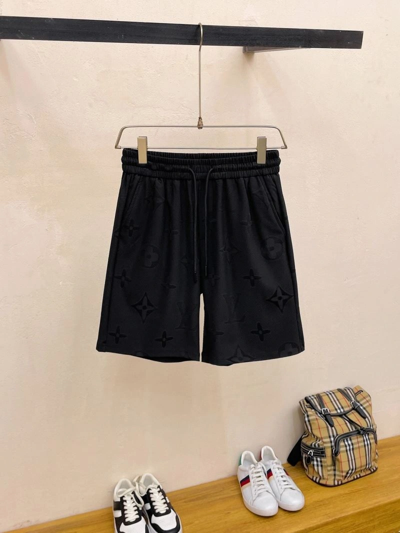 Stylish Louis Vuitton Short Pants 136415