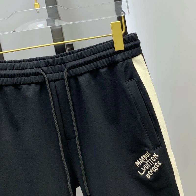 Comfortable Louis Vuitton Short Pants 136412