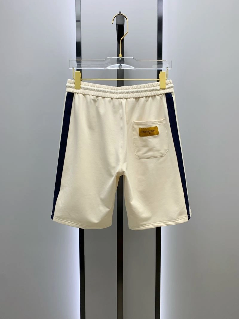Stretchable Louis Vuitton Short Pants 136411
