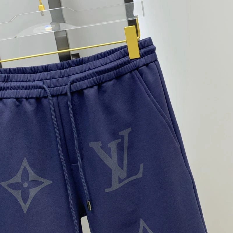 Louis Vuitton Short Pants FashionForward 136405
