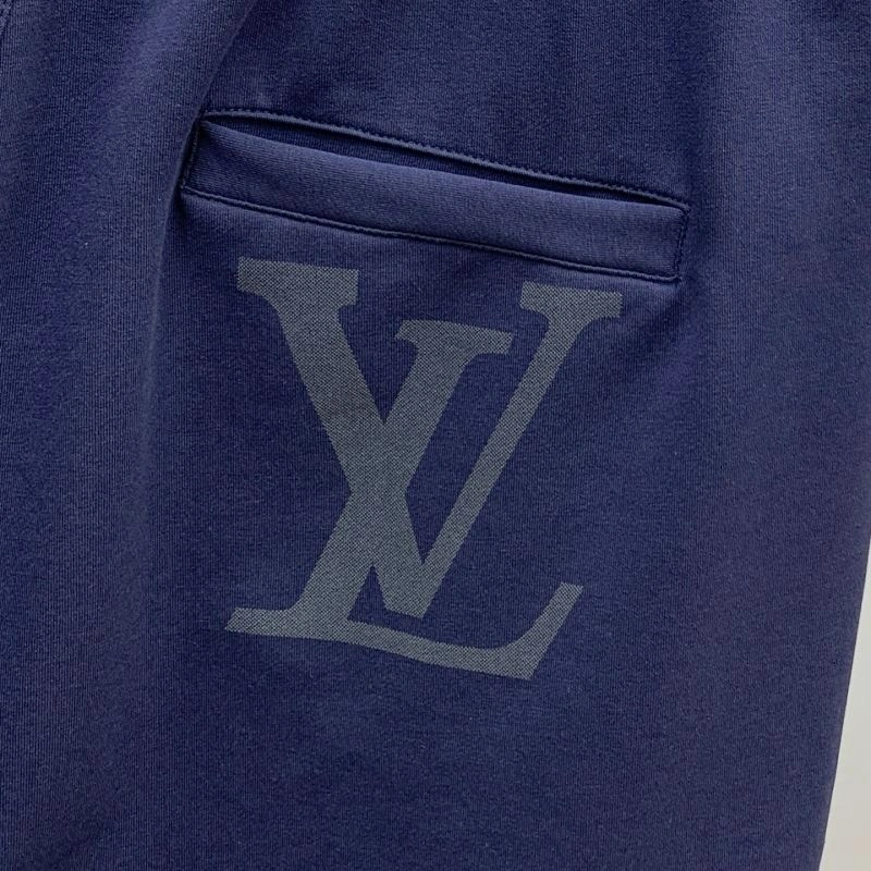 Louis Vuitton Short Pants FashionForward 136405