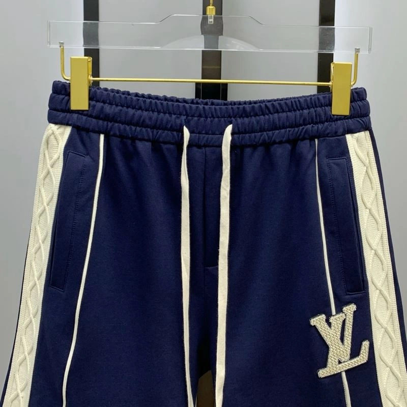 Chic Louis Vuitton Short Pants 136407