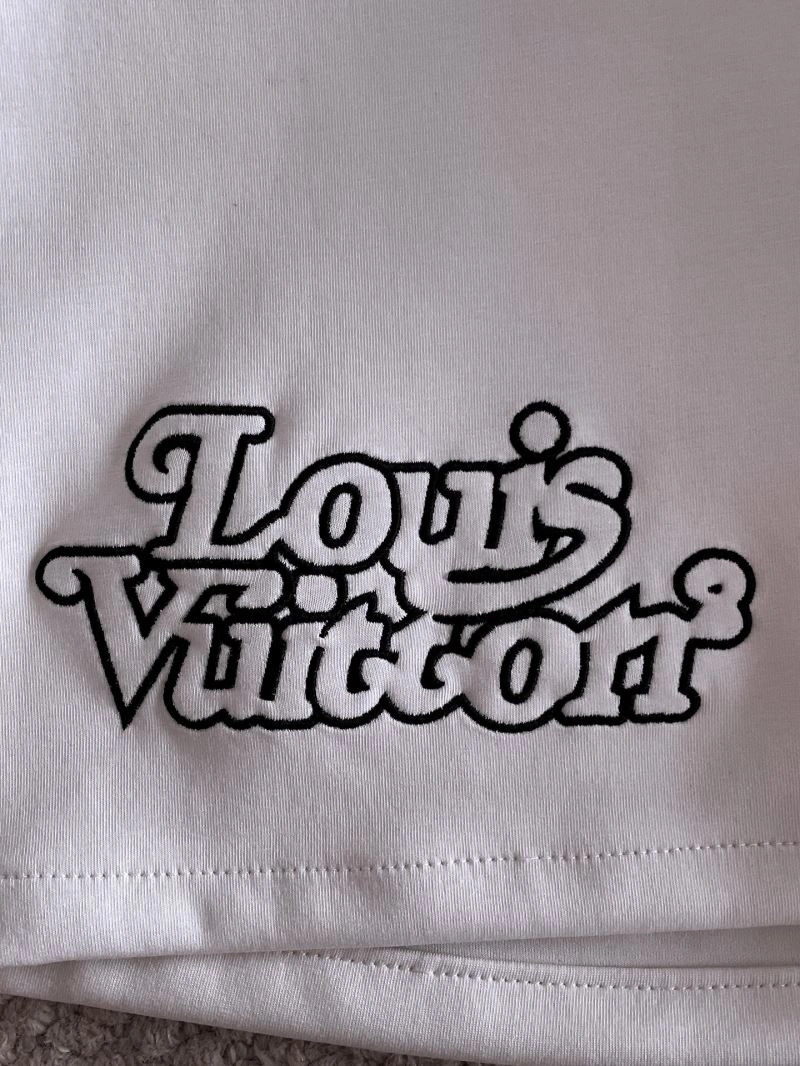 Louis Vuitton Short Pants Stretchable 136398