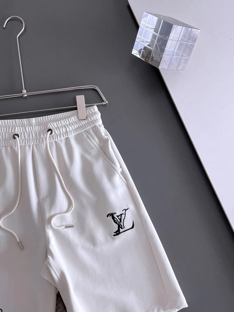 Louis Vuitton Short Pants Stretchable 136398