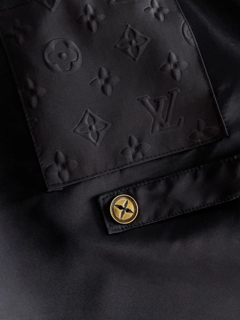 Effortless Louis Vuitton Short Pants 136387