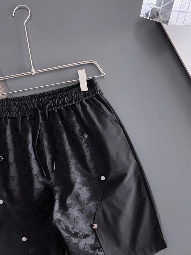Louis Vuitton Short Pants WeatherProof 136396