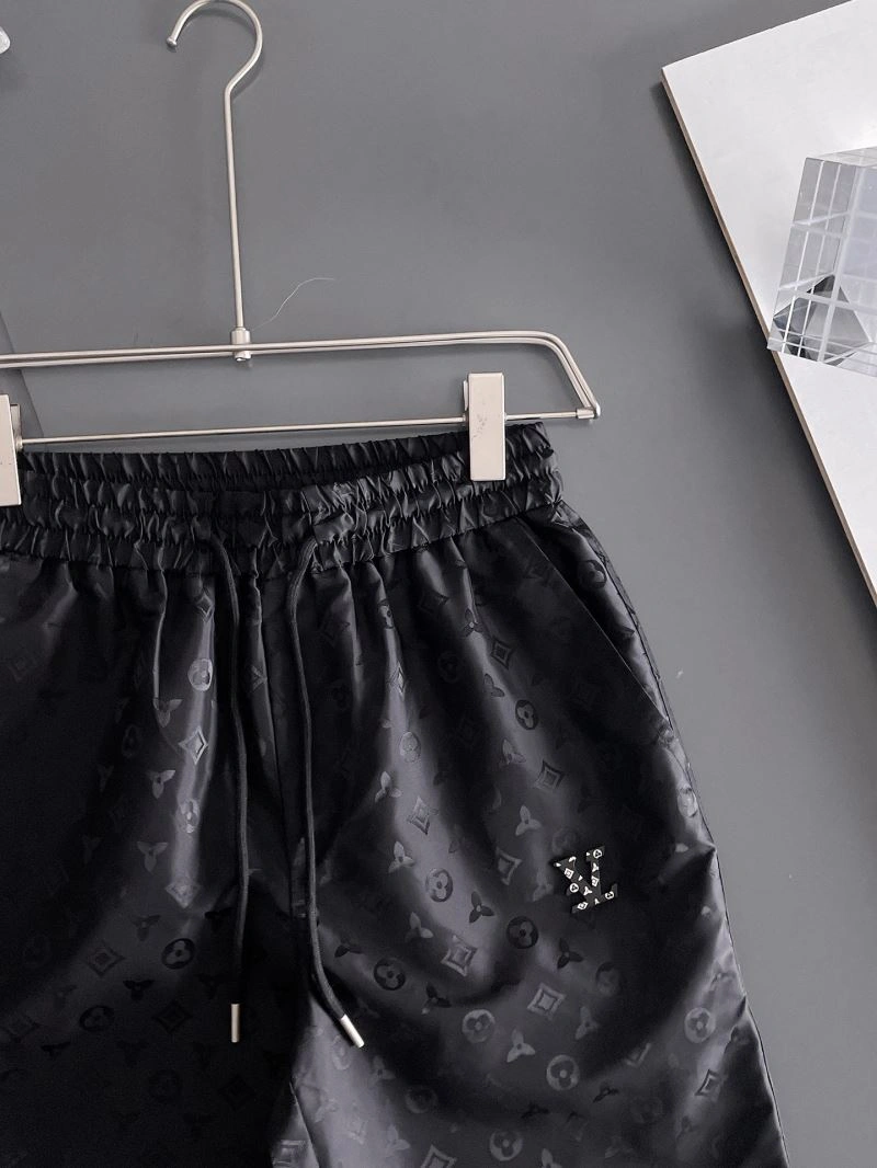 Louis Vuitton Short Pants Sophisticated 136397