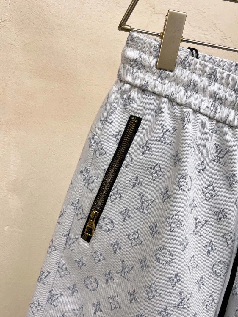 Louis Vuitton Short Pants DailyWear 136369