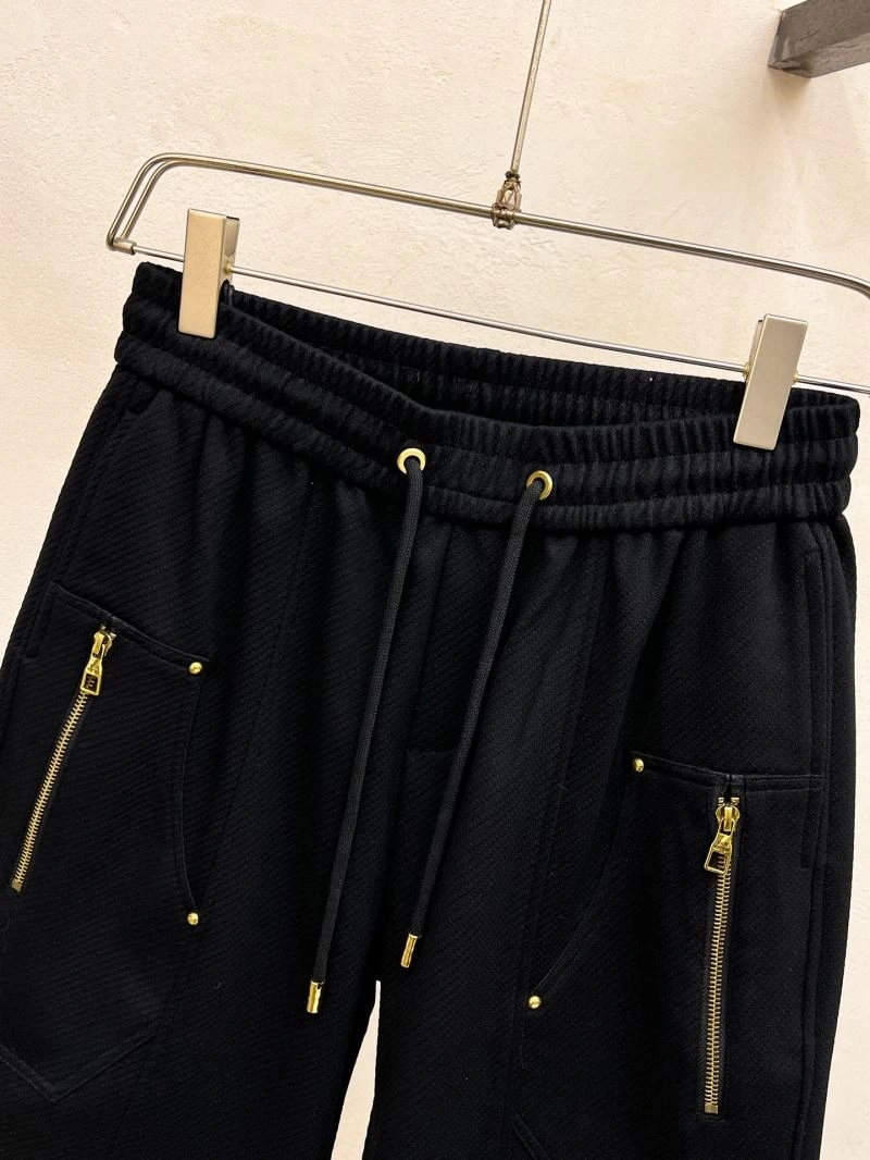 FlexibleFit Louis Vuitton Short Pants 136370