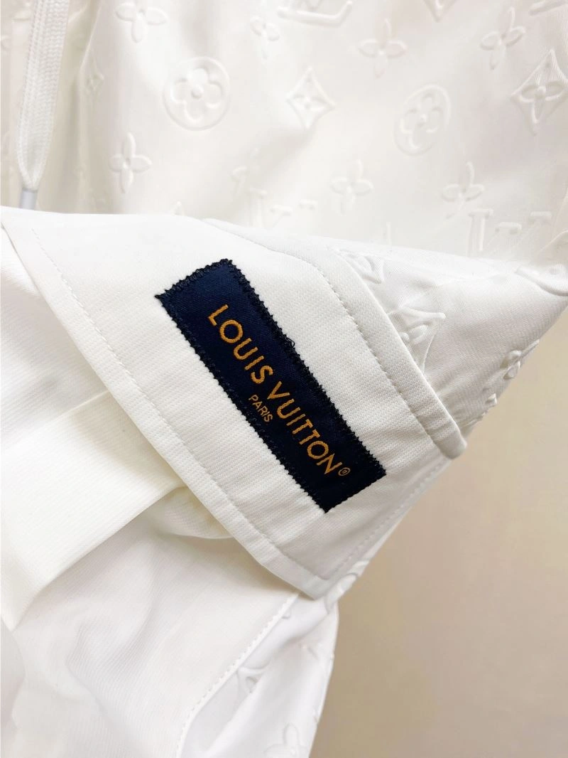 Louis Vuitton Short Pants Soft 136374