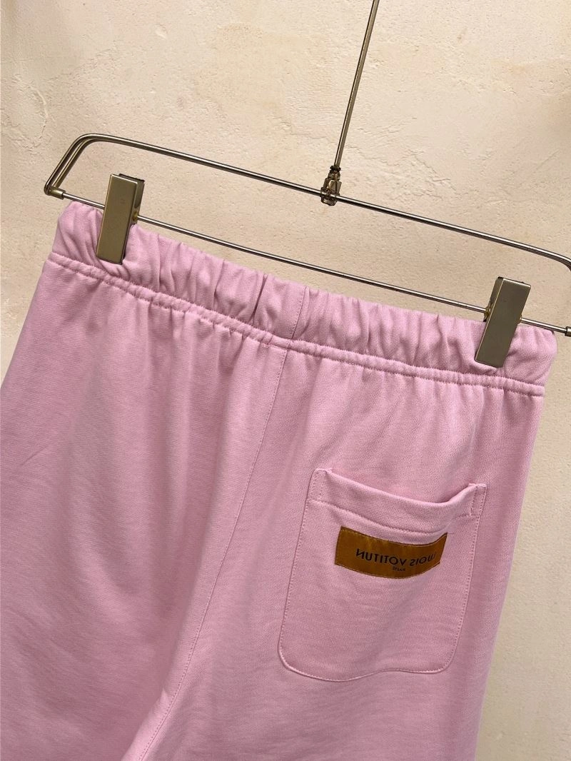 Sustainable Louis Vuitton Short Pants 136368