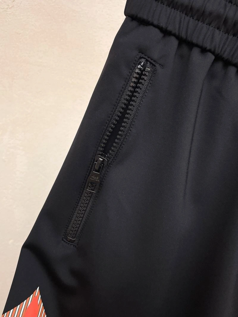 Vibrant Louis Vuitton Short Pants 136365