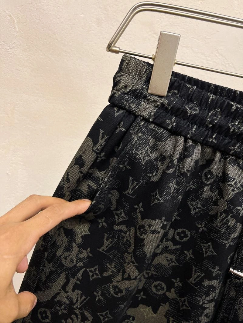Elegant Louis Vuitton Short Pants 136362