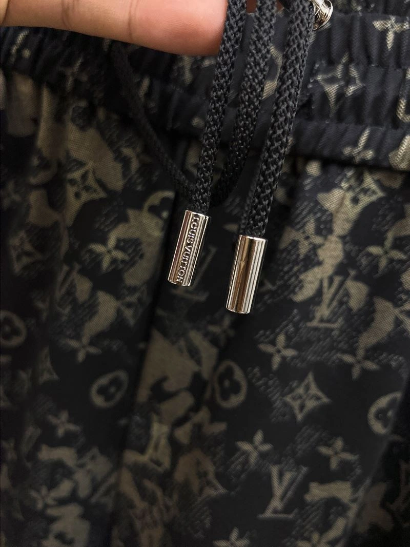 Elegant Louis Vuitton Short Pants 136362