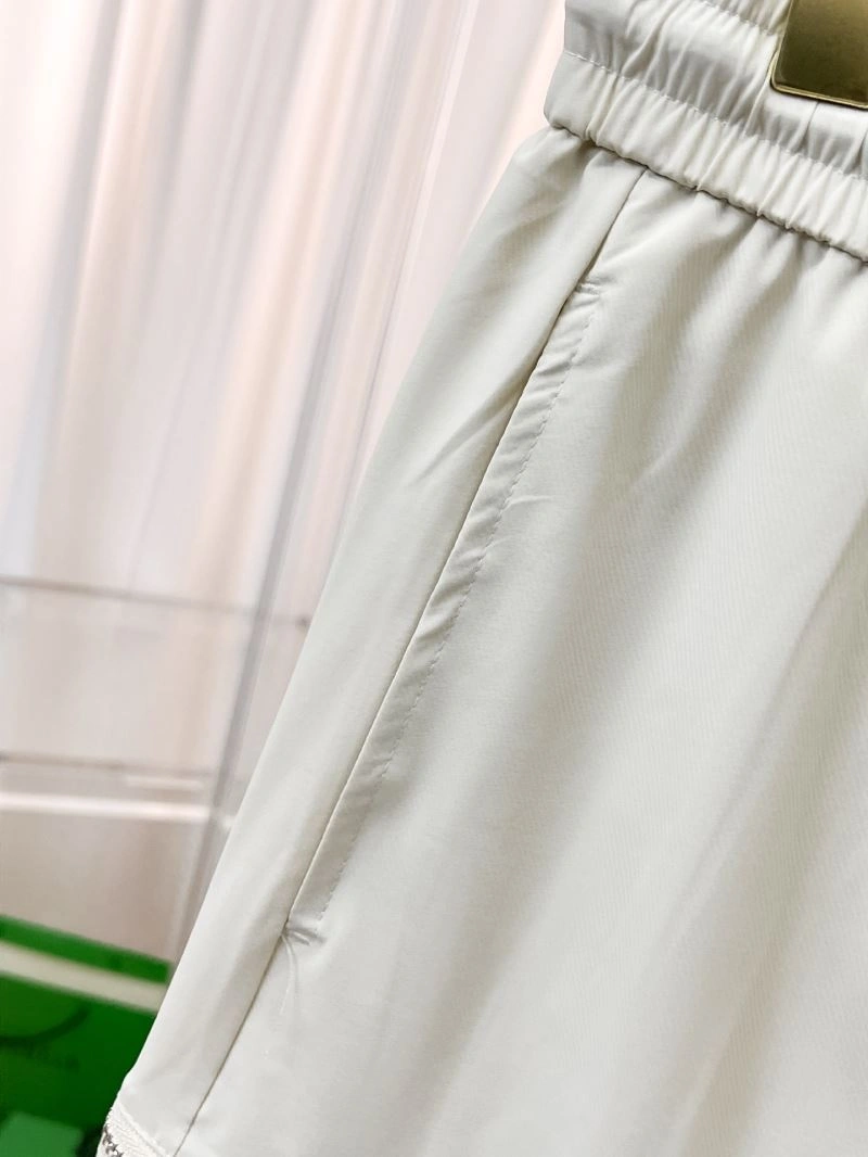 Elegant Louis Vuitton Short Pants 136345