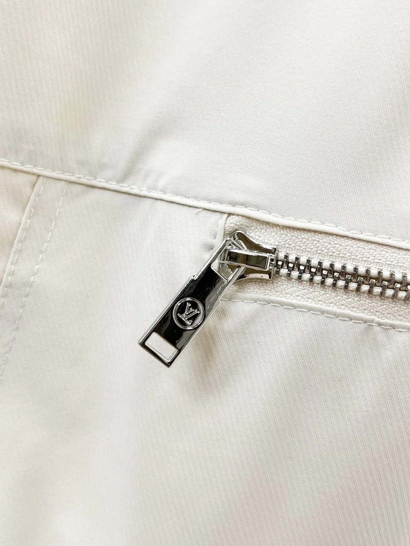Elegant Louis Vuitton Short Pants 136345