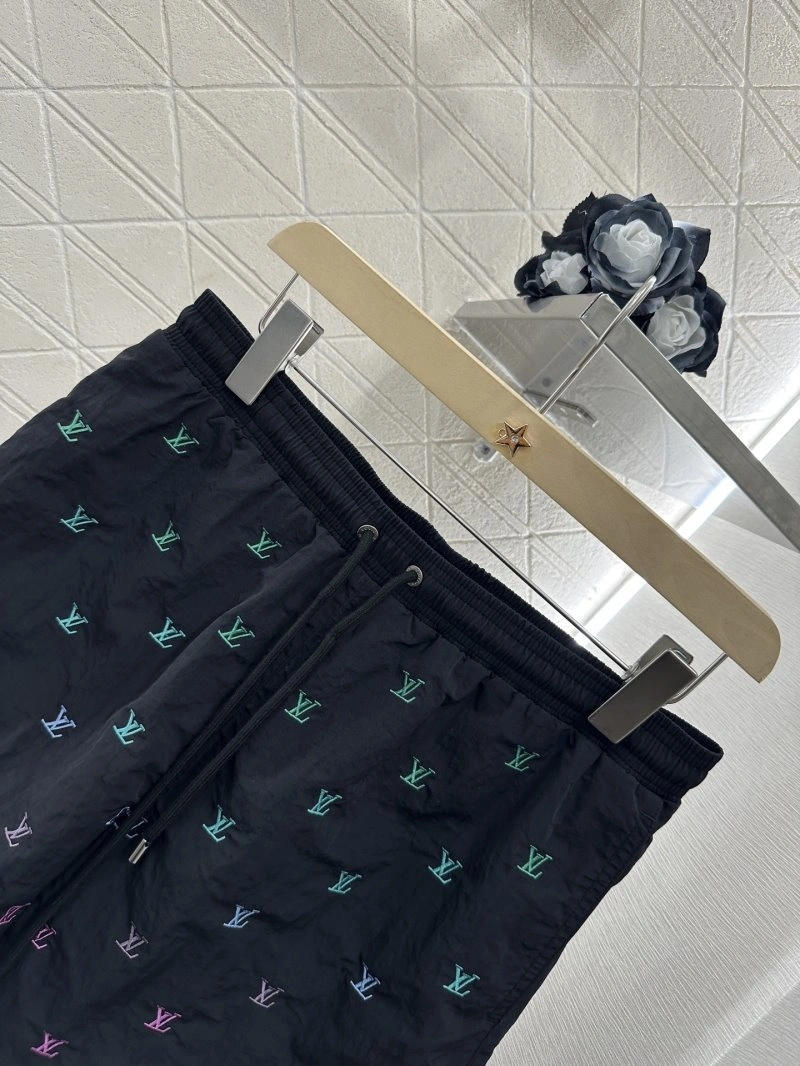 Timeless Louis Vuitton Short Pants 131031