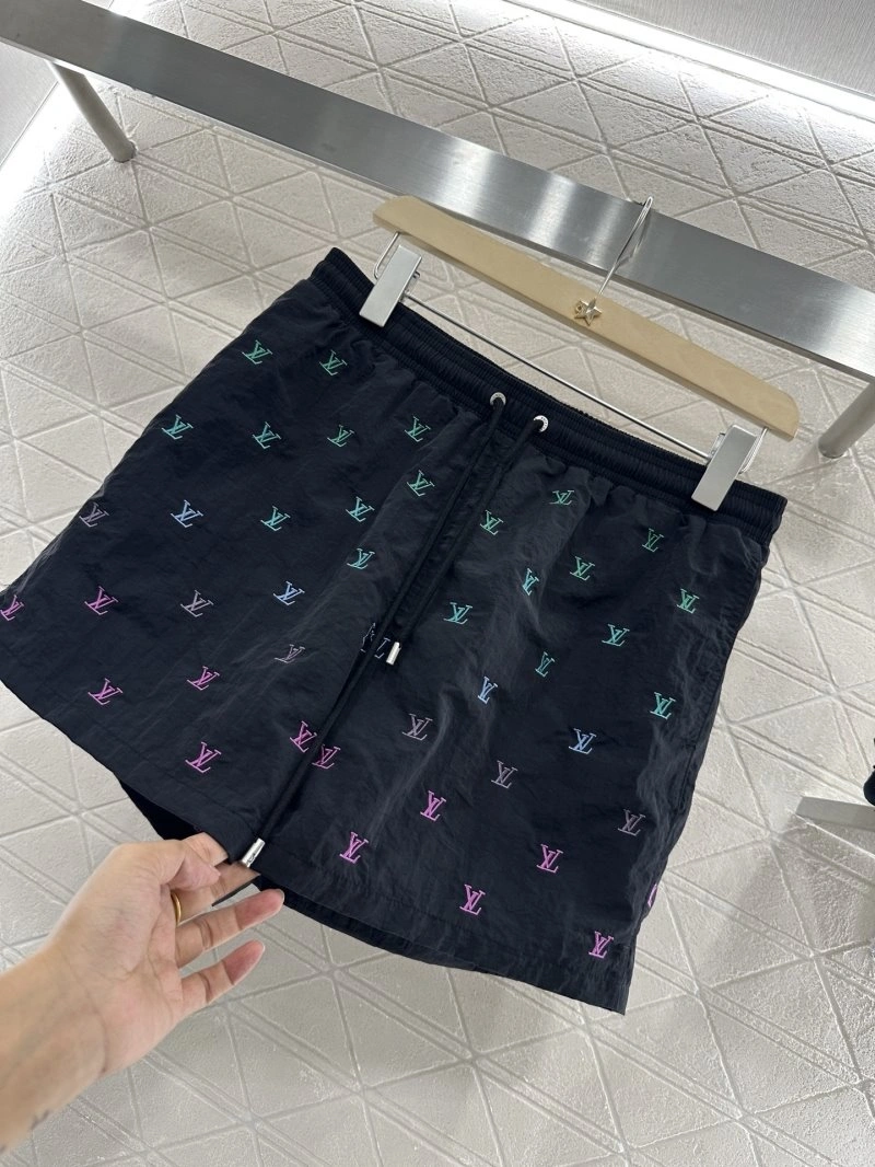 Timeless Louis Vuitton Short Pants 131031