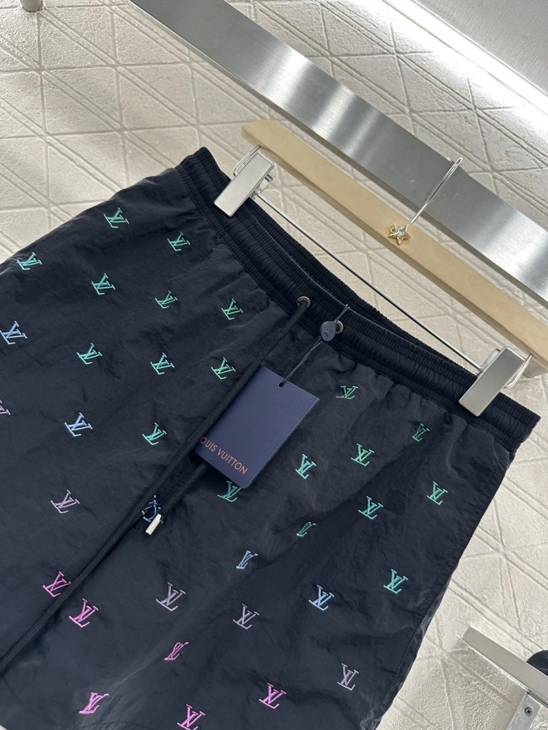 Timeless Louis Vuitton Short Pants 131031