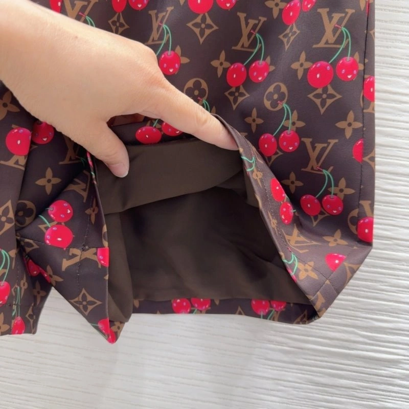 Louis Vuitton Short Pants Seasonal 131035